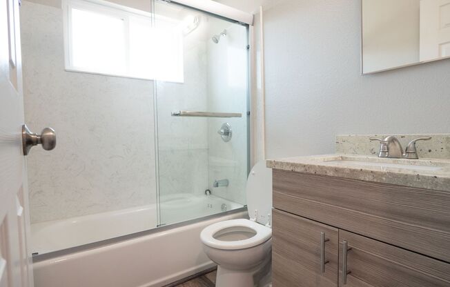 1 bed, 1 bath, 453 sqft, $2,095, Unit 008