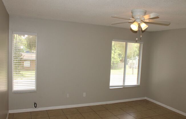 2 beds, 1.5 baths, $1,595