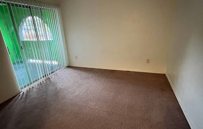1 bed, 1 bath, 600 sqft, $700, Unit Unit 206