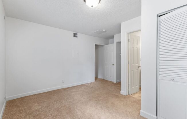 1 bed, 1 bath, 517 sqft, $675, Unit 3609-B4