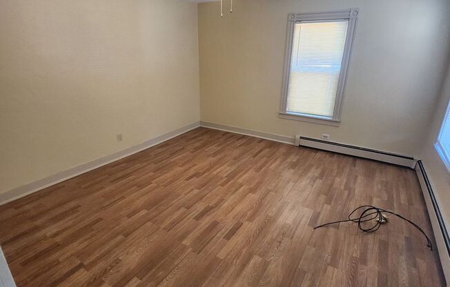 Single Family 4 Bd 2 Bath With Office and Driveway in Hyde Park Available Now!