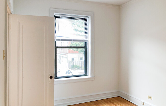 1478 West Byron