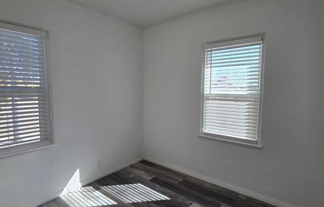 2 beds, 1 bath, $1,450