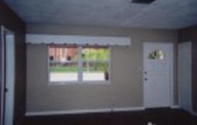 3700 CORRINE DR
