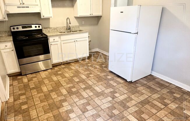 3 beds, 1 bath, $1,150