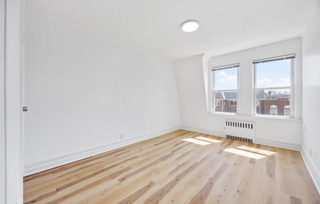 3228 47 ST