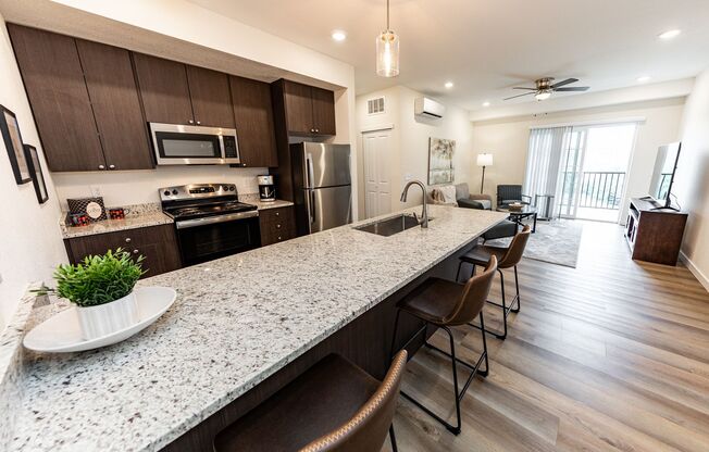 2 beds, 2 baths, 855 sqft, $1,850, Unit 5661 #304 Silverstone