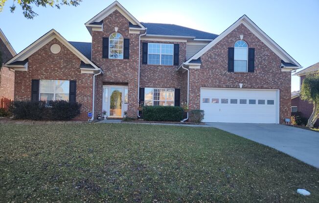 Gorgeous 4 Bedroom 2.5 Bath with a Bonus Room