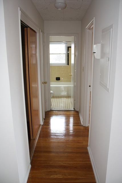 1 bed, 1 bath, 610 sqft, $1,595, Unit 100EM3D
