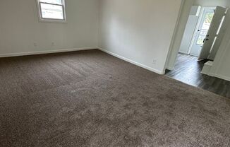 2 beds, 1 bath, $1,100