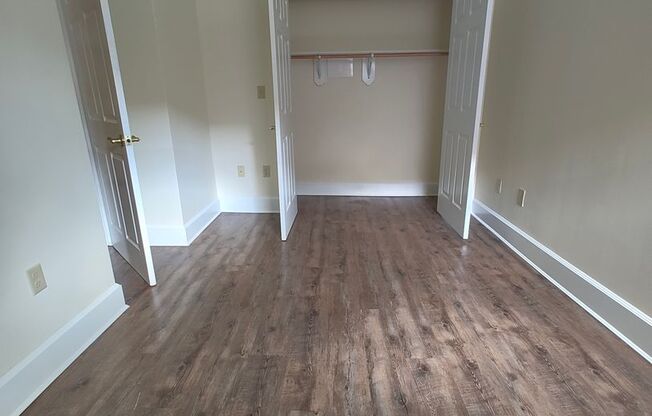1 bed, 1 bath, 500 sqft, $1,550, Unit O-105