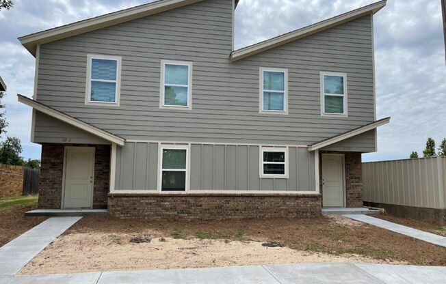 3 bed 2 bath town home in Putnam City Schools! All appliances