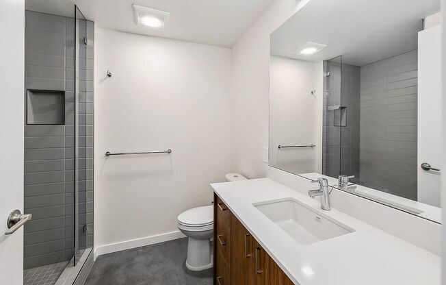 Studio, 1 bath, 426 sqft, $1,845, Unit 303