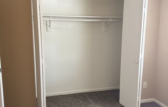 1 bed, 1 bath, 646 sqft, $795, Unit 350F