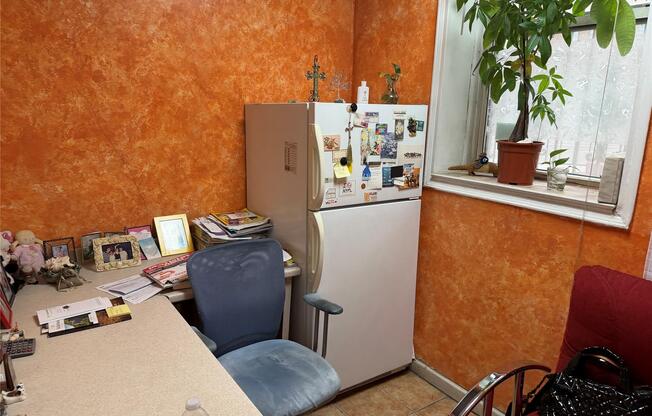 Studio, $3,000