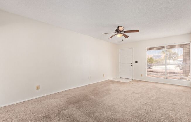 Comfortable 3-Bed, 2-Bath Home in Glendale!