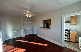 Studio, 1 bath, 310 sqft, $1,250, Unit 301