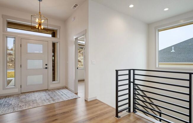 Luxury New Construction Five Bedroom Three Bath home in Richland!