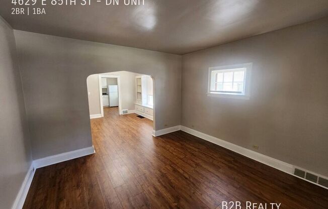 4629 E 85 ST