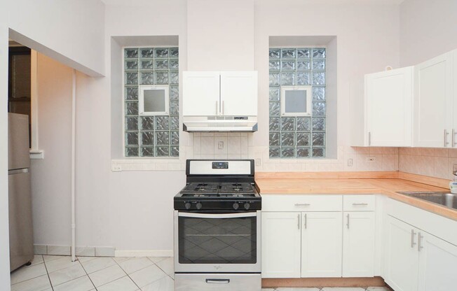 2202 BELMONT