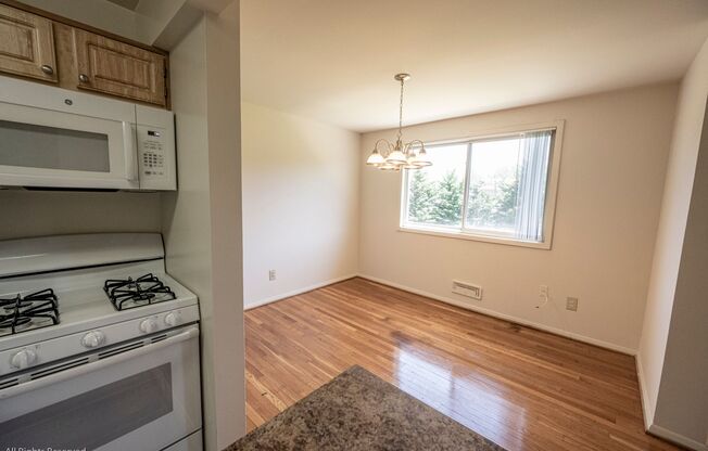 1 bed, 1 bath, 650 sqft, $1,375, Unit 2711A-2A