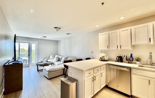 25 ALPINE ST