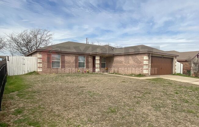 Comfort & Space Near Fort Cavazos – 5BR Home for Rent!