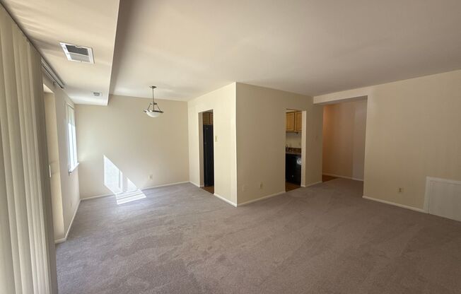 1 bed, 1 bath, 745 sqft, $1,650, Unit 14204 #104