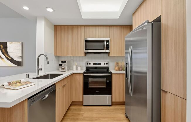 1 bed, 1 bath, 820 sqft, $4,695, Unit 504