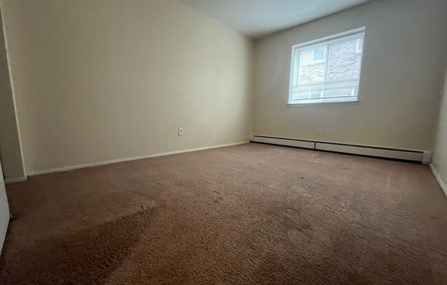 1 bed, 1 bath, $1,225, Unit 211
