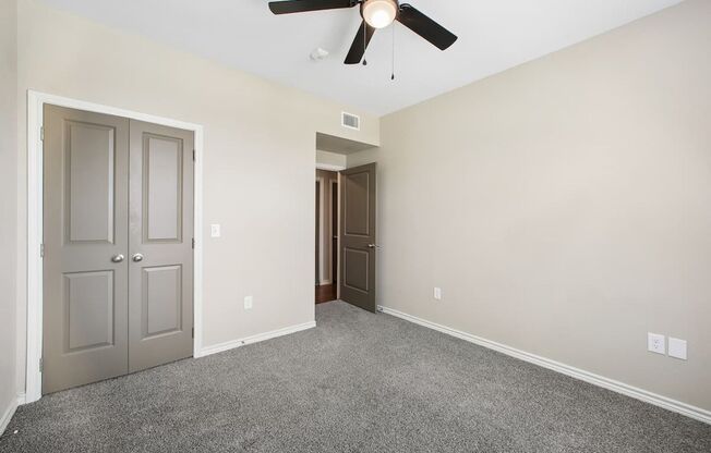 3 beds, 2 baths, 1,248 sqft, $1,959, Unit 918