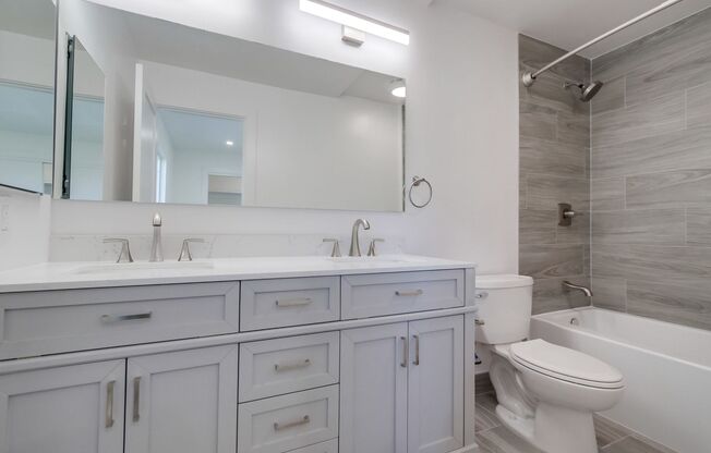 1st MONTHS RENT FREE PROMOTION!- Newly Renovated 4 Bed/3 Bath El Cajon