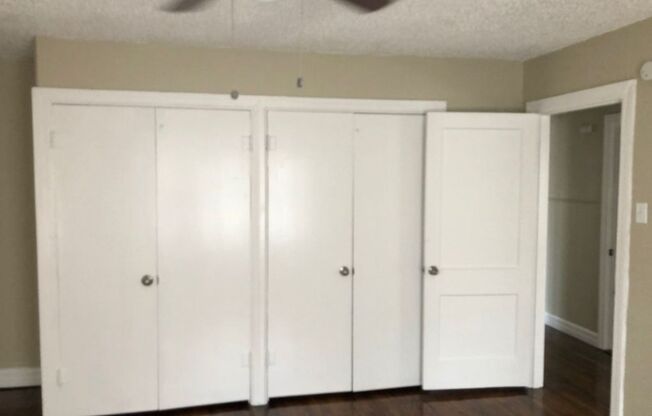 LEASE ONLY PM4 - 2426 32nd St