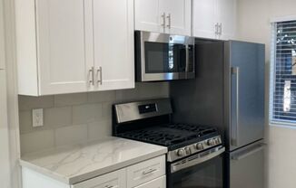 2 beds, 1.5 baths, $3,295