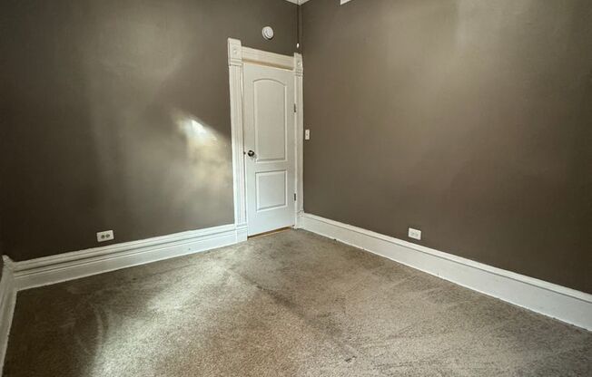 Dempster/Sherman- Apartments