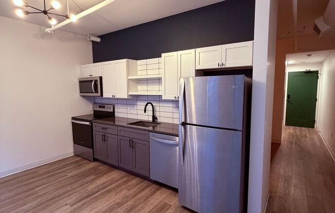 1 bed, 1 bath, 635 sqft, $1,675, Unit Unit 313