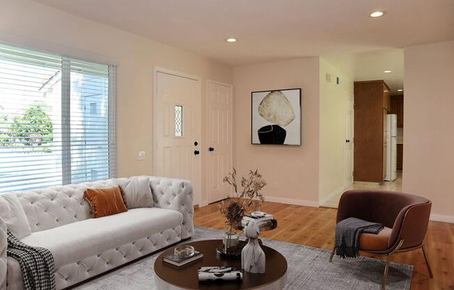 3-bedroom home located in Union City! – Spacious Backyard!