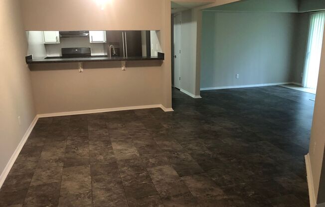 2 beds, 2 baths, 1,042 sqft, $1,429, Unit 6034C