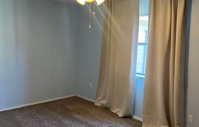 2 beds, 1.5 baths, $1,320