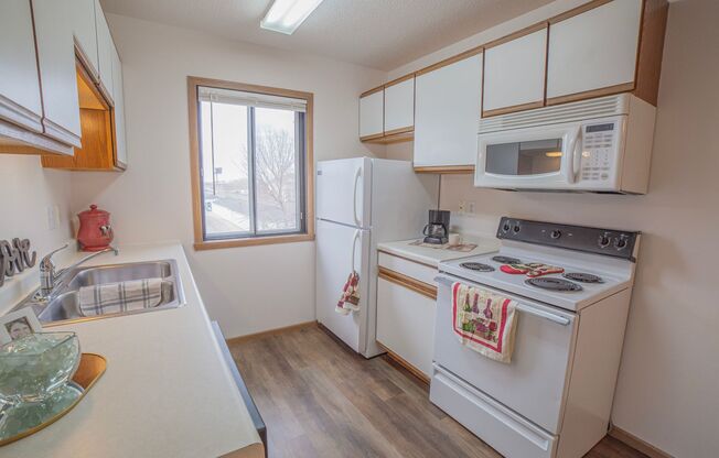 2 beds, 1 bath, 840 sqft, $895, Unit 1440-312