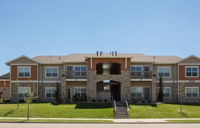 5233 Boardwalk Drive A101