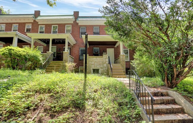 Spacious Renovated Baltimore Row-Home