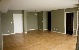 458 East Fulton #5 - Water, Heat, and Trash Included