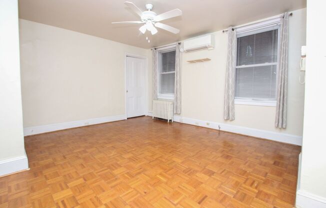 Large 1 BR Located On Historical, Tree Lined Clinton Street! *Available February* *One Month Free*