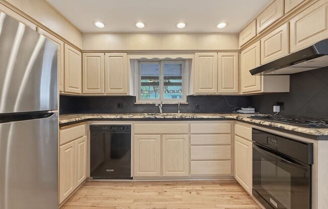 1101 LOCUST ST