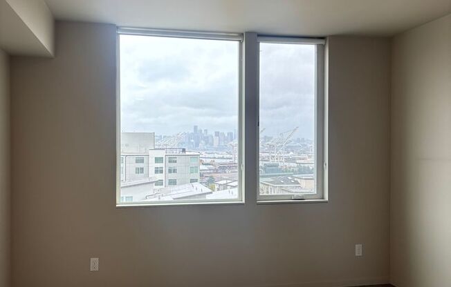 Studio, 1 bath, 318 sqft, $1,495, Unit 703
