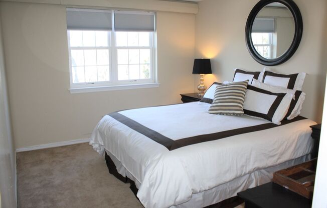 1 bed, 1 bath, $1,895, Unit LL - 312