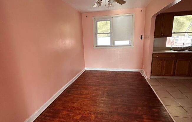 2 beds, 1 bath, $1,500