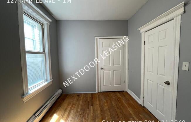 127 MYRTLE AVE