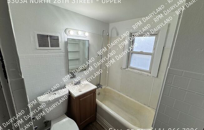 3303 A N 28 ST
